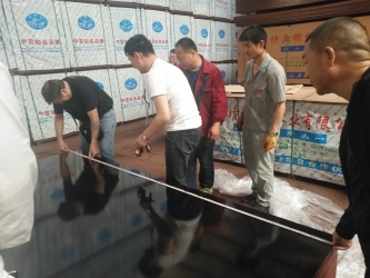 熱烈歡迎加拿大合作商克萊頓先生到五棵松集團(tuán)考察交流