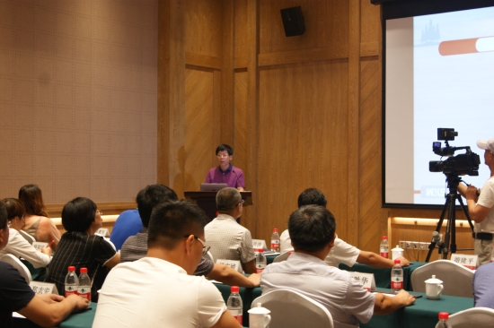 熱烈歡迎五棵松兄弟企業-----武漢傻子木業游建平到五棵松一同探討模板行業發展前景！